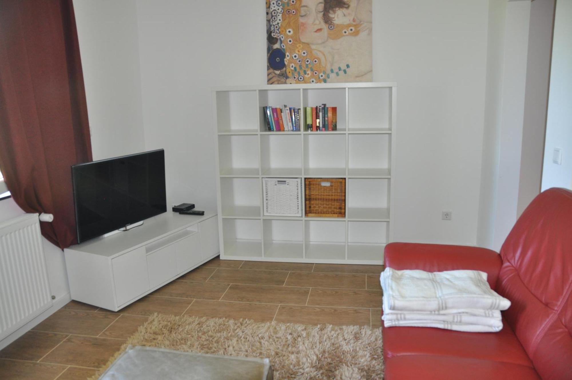 2-Zimmer Wohnung Mit Terrasse, Fernblick, Natur, Ruhig - 마르부르크 외부 사진